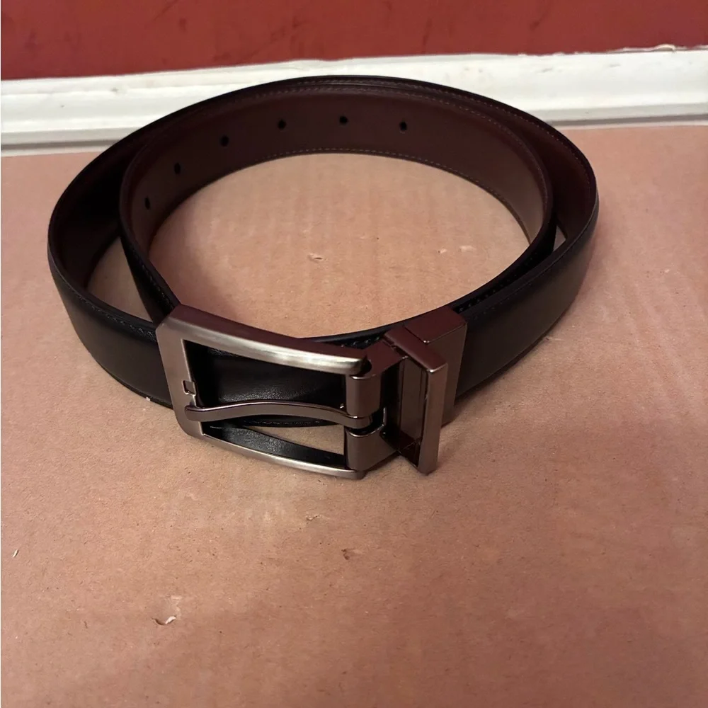 Boys Brown and Black Reversible 100% Leather Belt, Size 30/32
